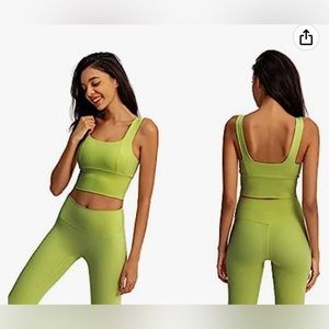 Bontierie Black Sports Bra Cropped Tank Top ( size S )